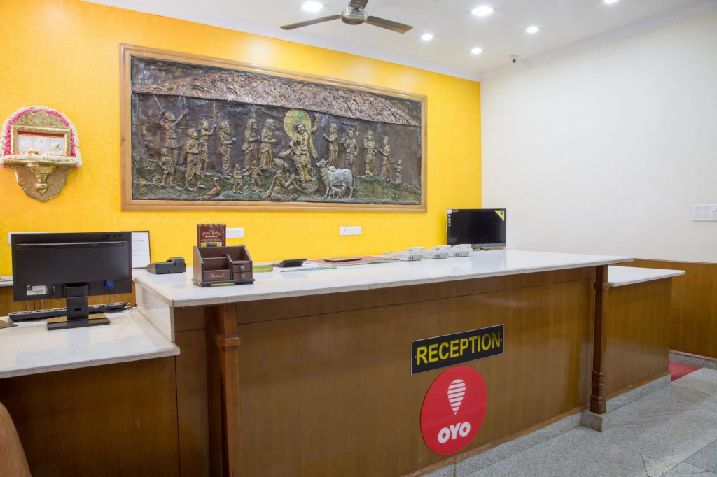 Via NAR Comforts - Gandhi Bazaar