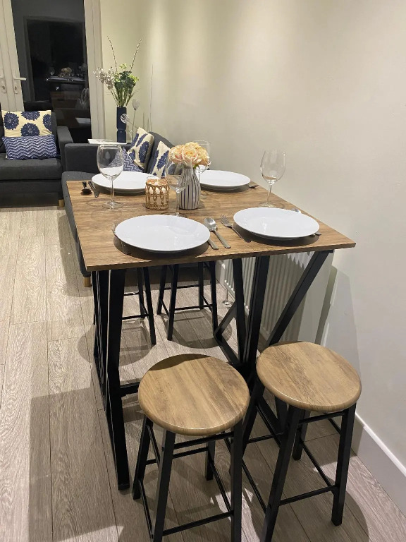 Gladstone Apartments by Bluebell Rooms