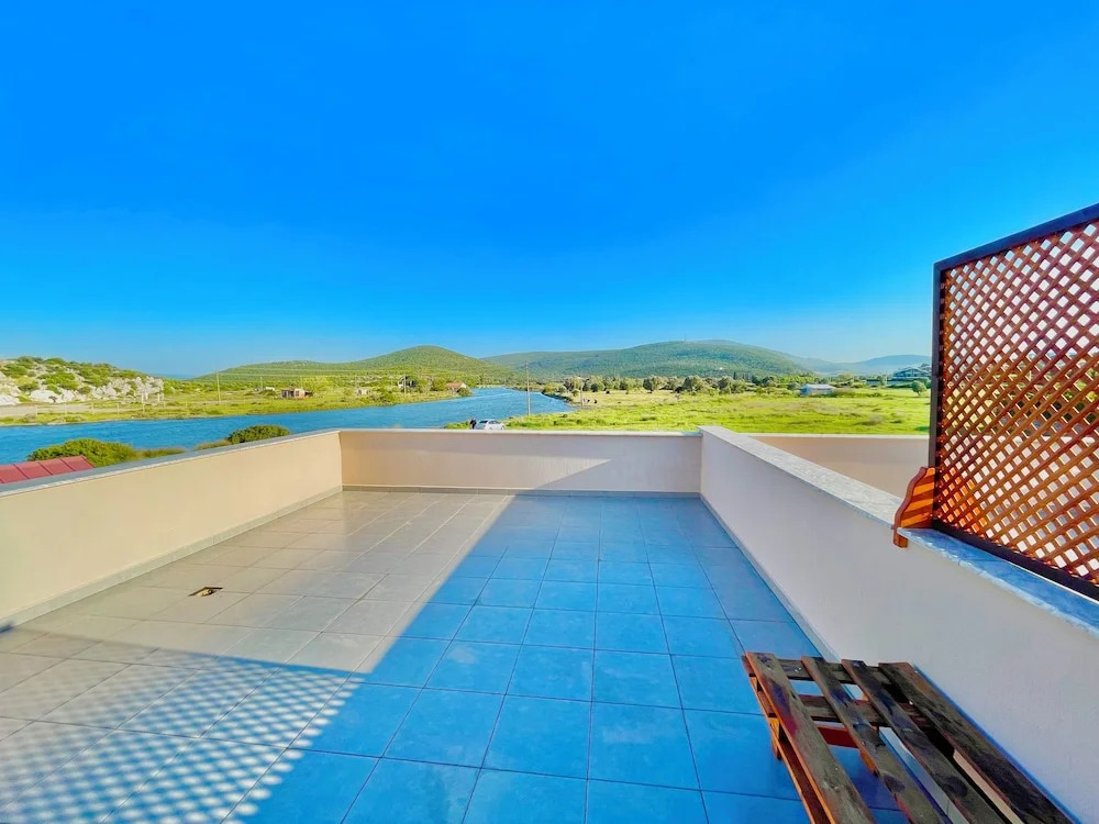 VilUrla Tatil Evleri