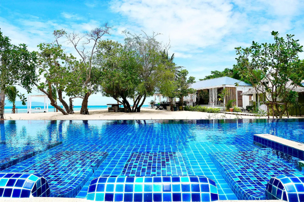Sabaii Bay Resort