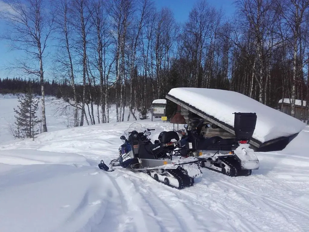 Arctic River Chalet