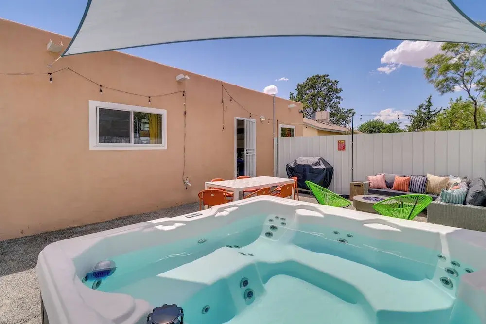 Central Albuquerque Getaway w/ Hot Tub & Grill!