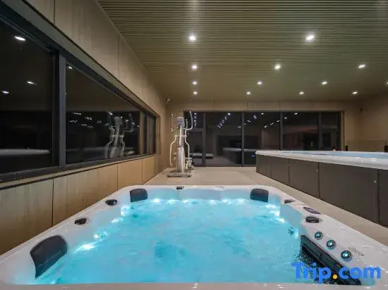Floral Hotel·JIU Nali Hotel(Baiquanshan Branch)