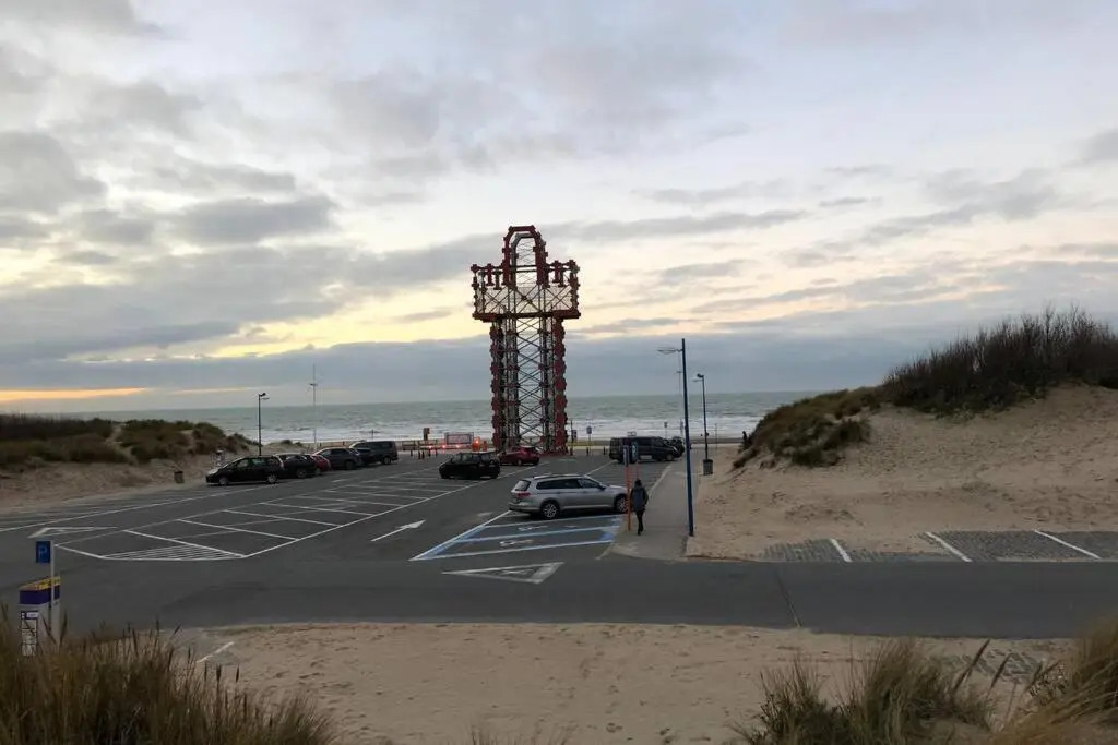 Ruim 3 Slaapkamerappartement Vlakbij Het Strand