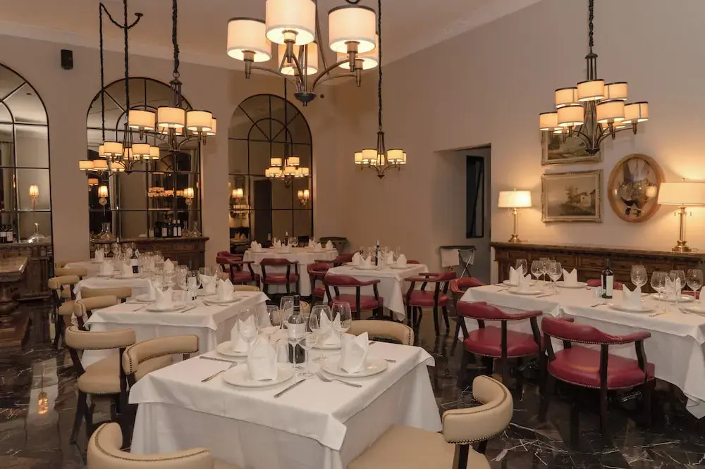 Hotel Plaza 79