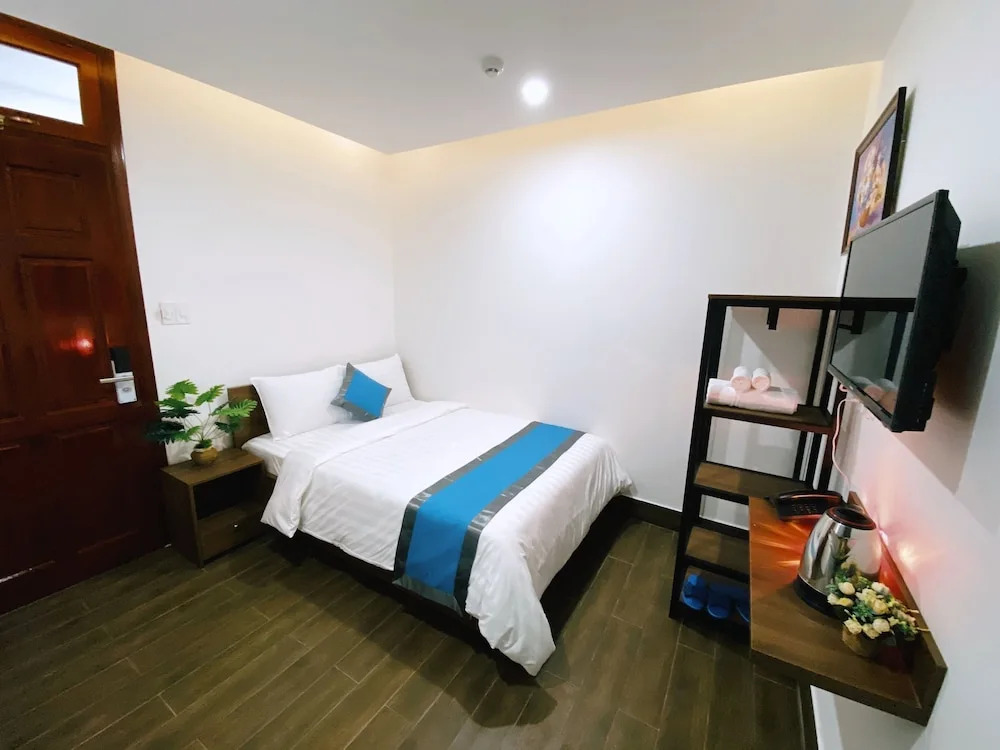Ha Le Hotel