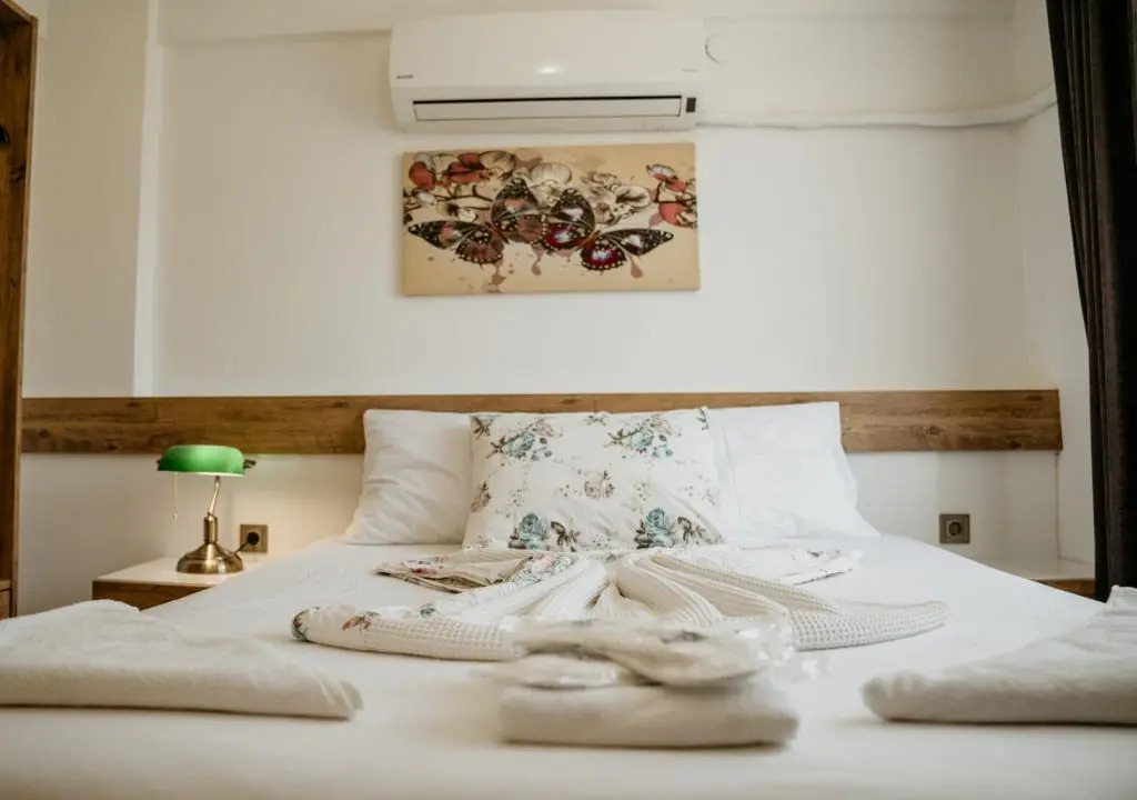 Azra Apart & Otel
