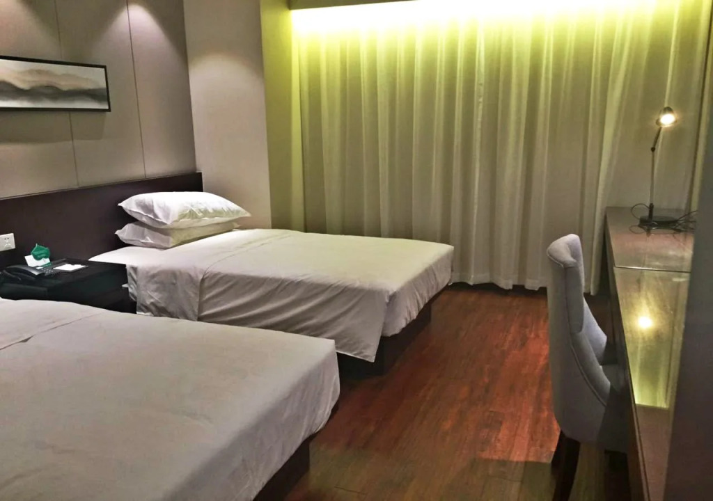 Baolong Homelike Hotel-International Convention Center