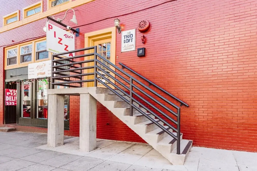 Trio Loft Of D-town G-ville True-gem Luxury