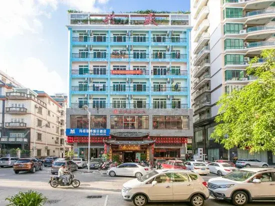 Margaret Holiday Hotel