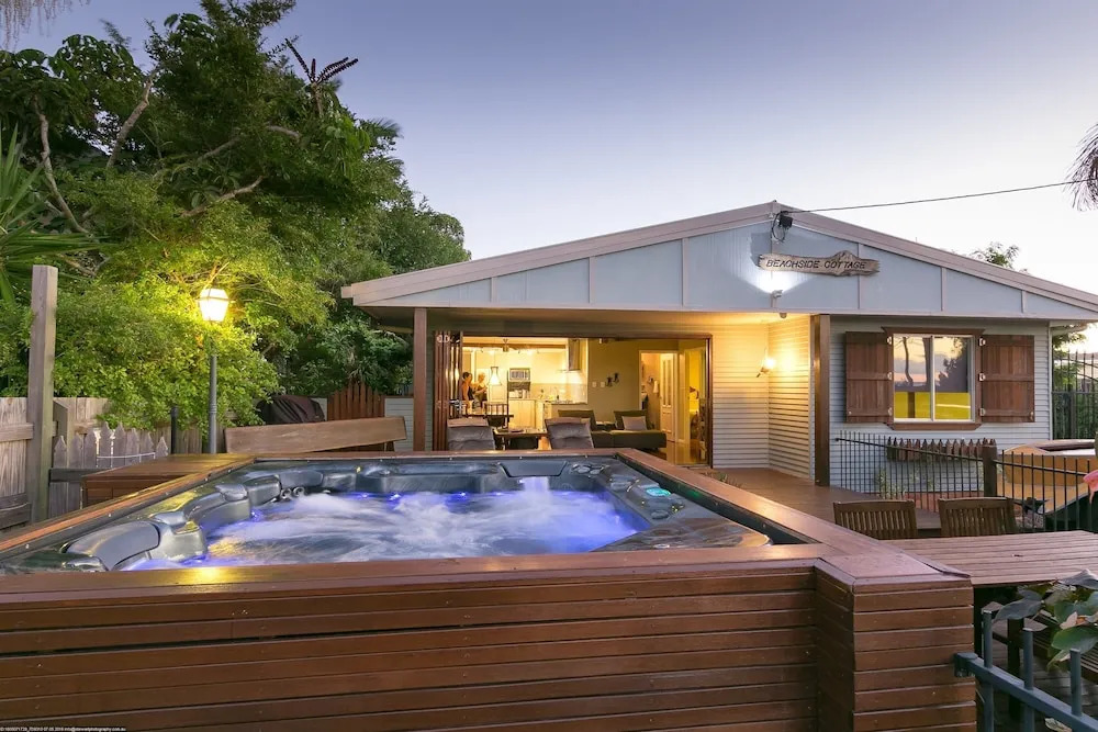 The Beachside Cottages