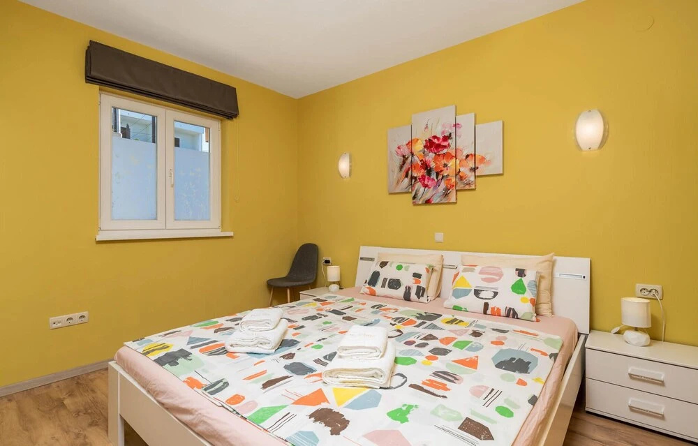 Amazing Apartment in Barbat na Rabu With Wifi and 2 Bedrooms