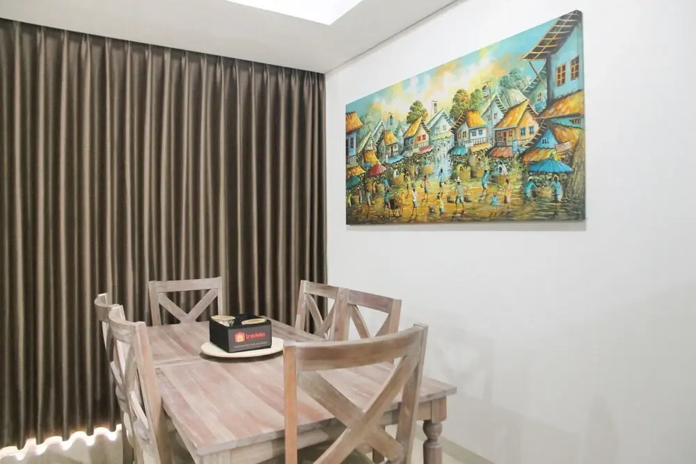 Best and Stylish 3BR with Balcony L'avenue Apartment