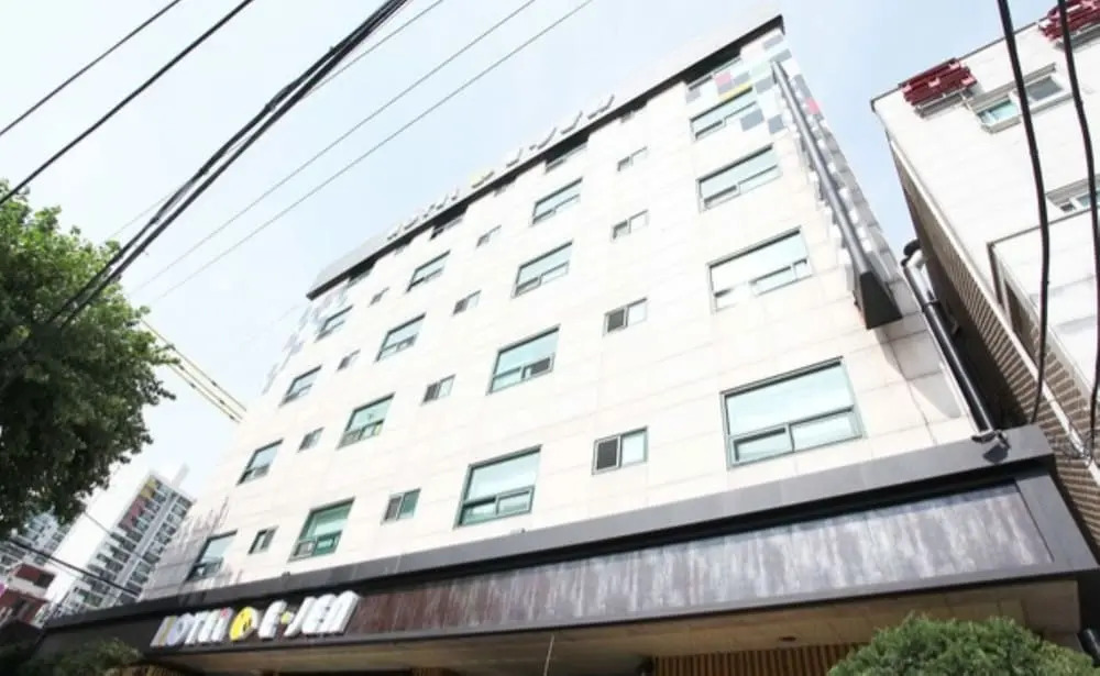 Hotel E Jen