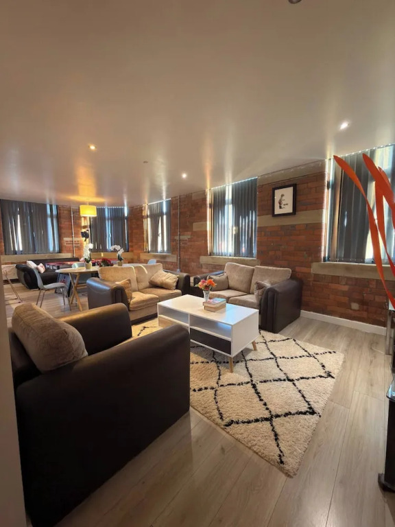 Winter Stays, Pool, Wi-fi, Parking, 3double Beds