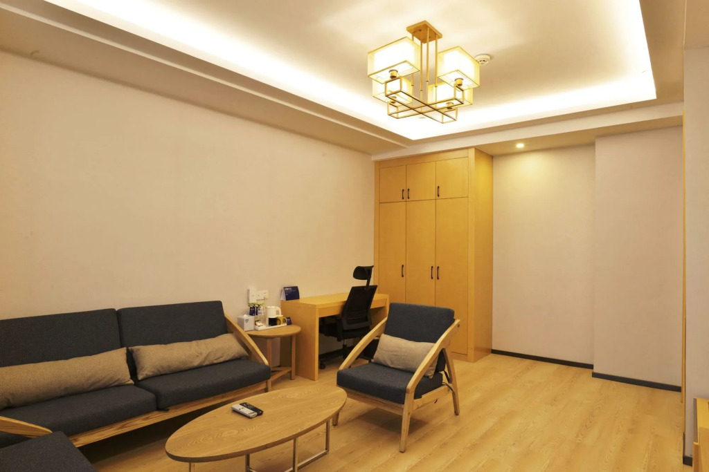 Holiday Inn Express Jinan Exhibition Center by IHG