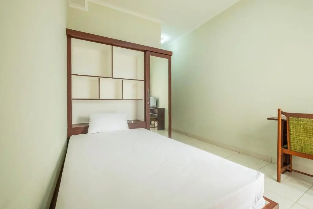 Azalia Residence