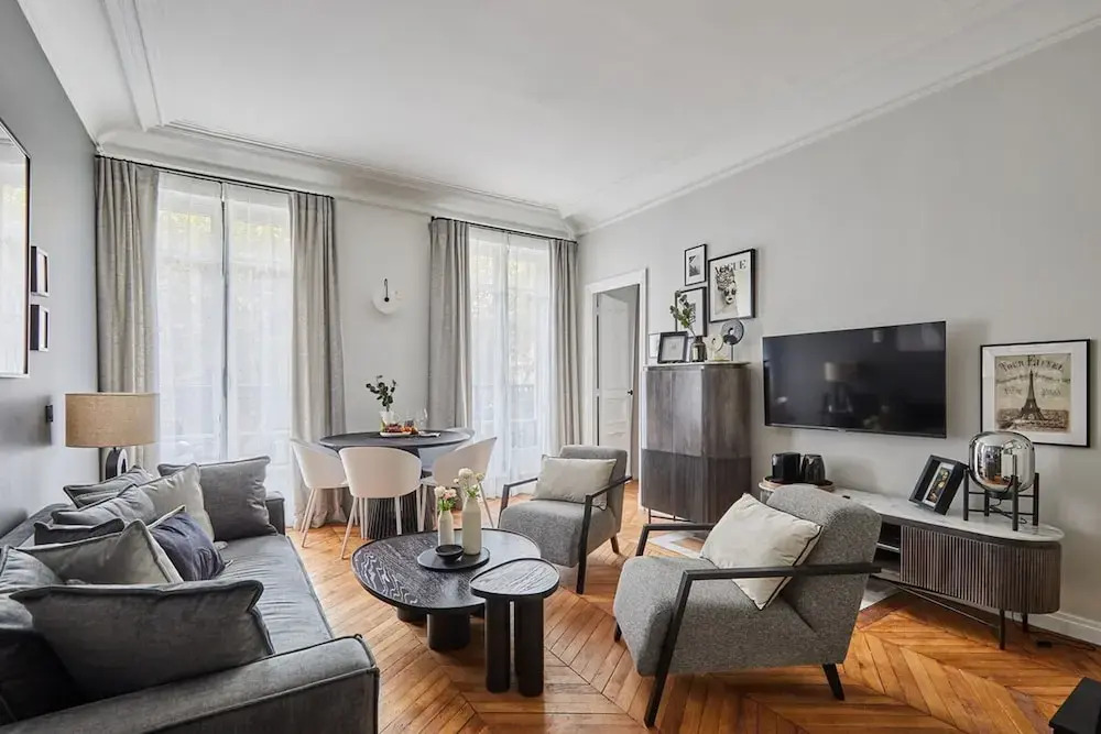 Superb New 1 Bedroom Flat Notre Dame de Paris