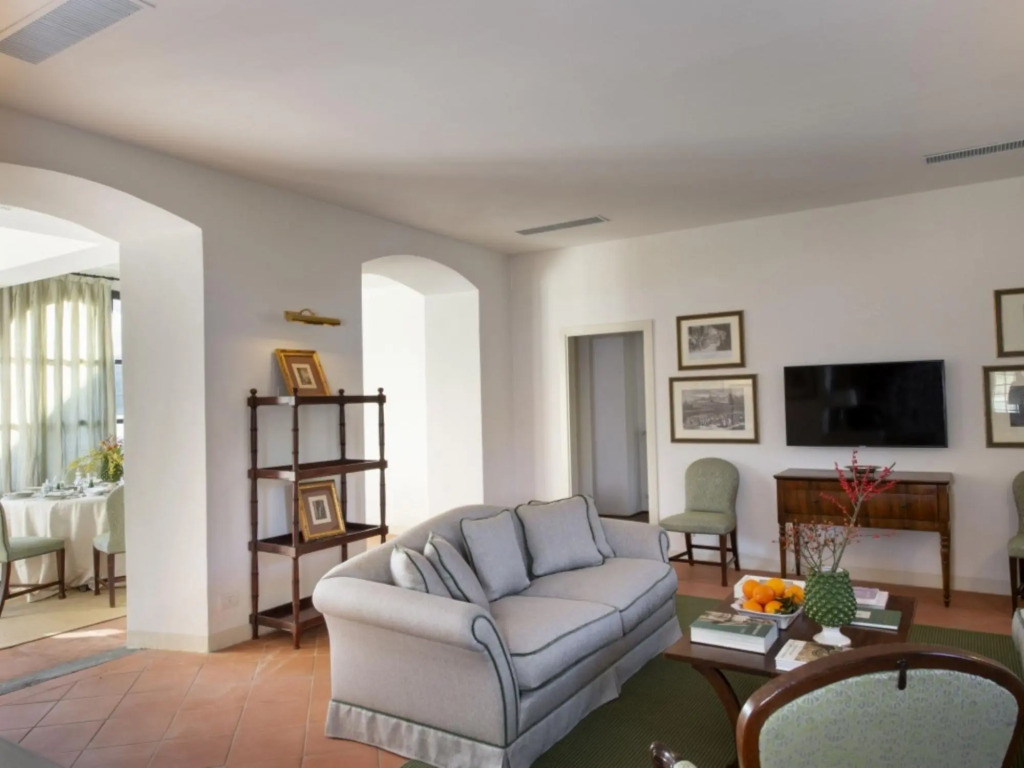 Luxury Villa in Panoramic Location 30 Minutes From Florence-villa IL Cigno