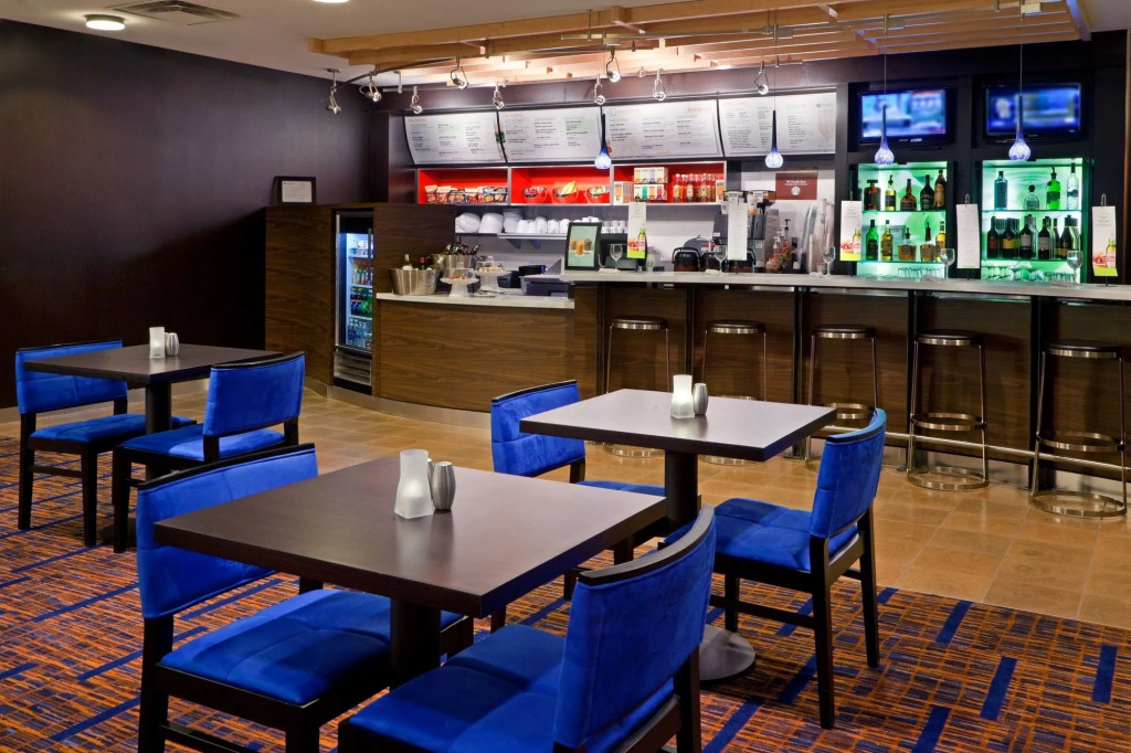 Courtyard by Marriott Toronto Markham