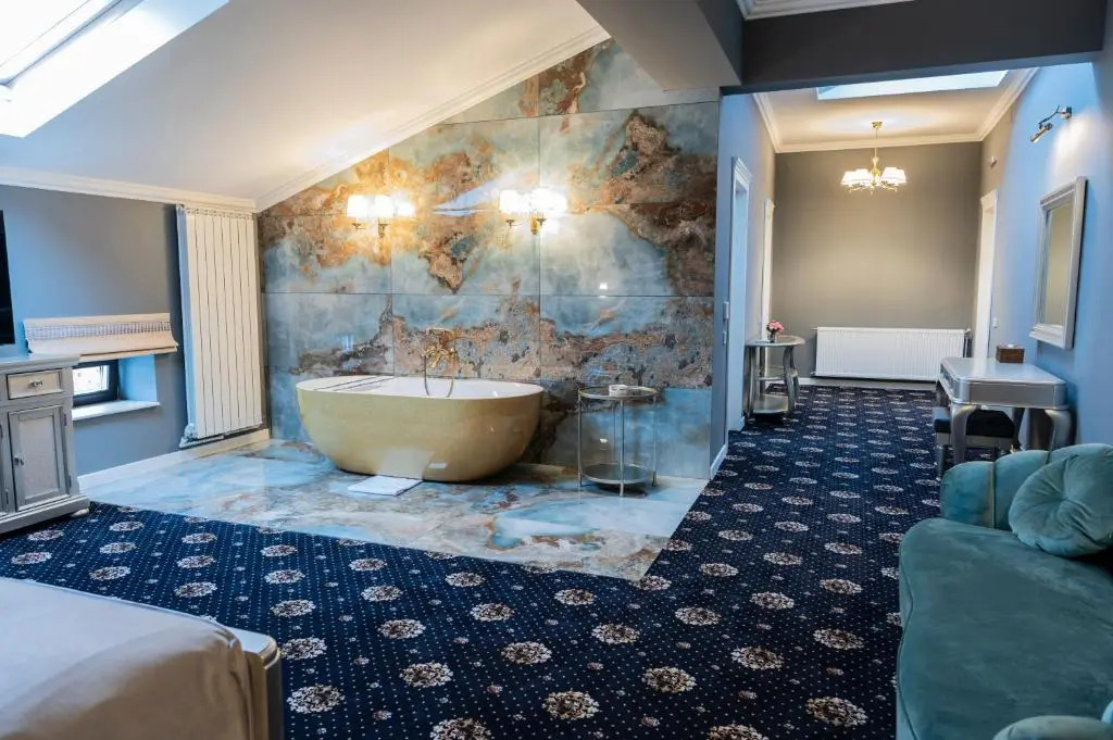 Sir Luxury Boutique Hotel