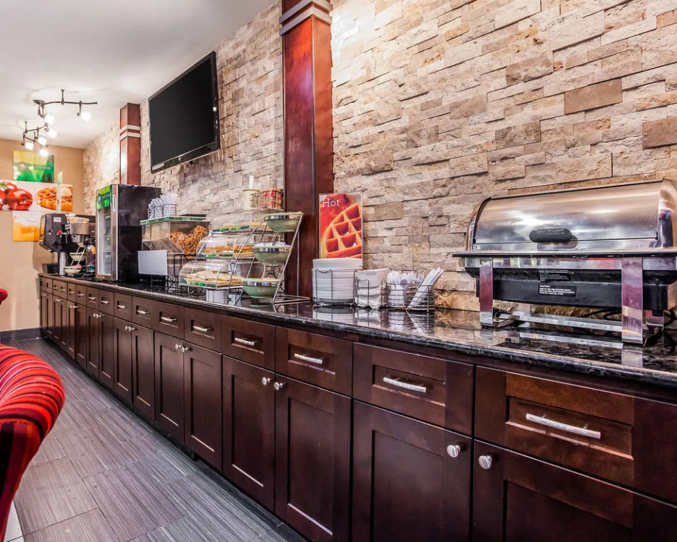 Comfort Inn Airport