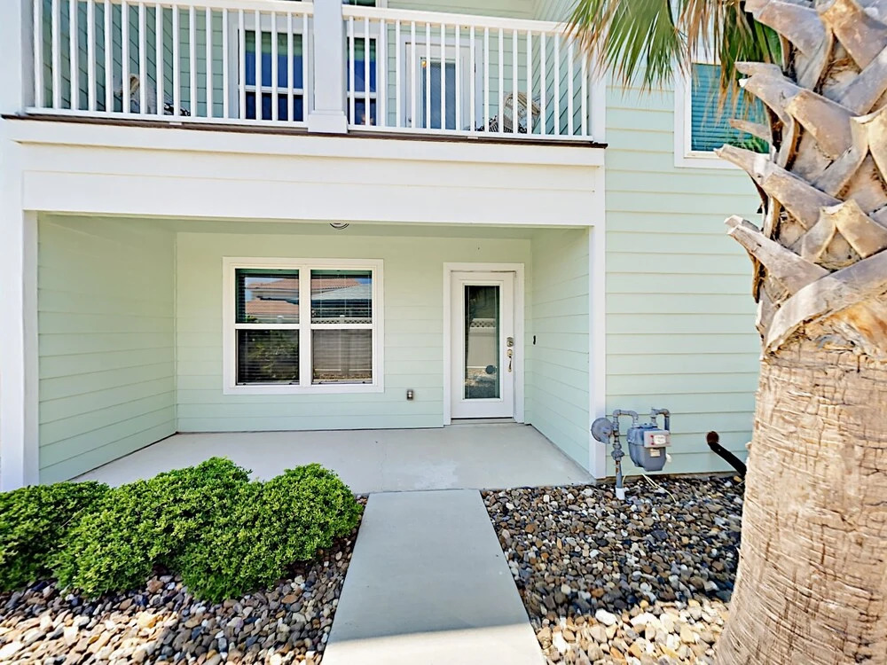 101 Granada Dr Condo Unit 305 4 Bedrooms 3.5 Bathrooms Condo
