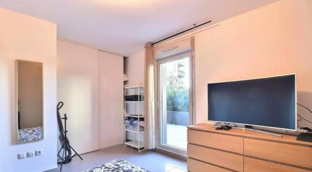 appartement spacieux avec grande terrasse
