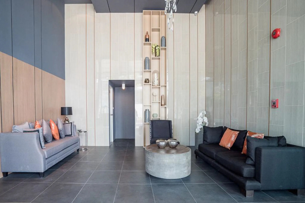 6th Avenue Surin by Lofty