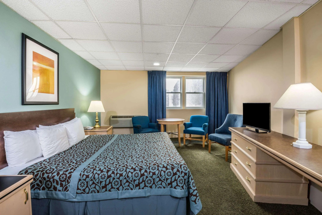 Days Inn by Wyndham Atlantic City Oceanfront-Boardwalk