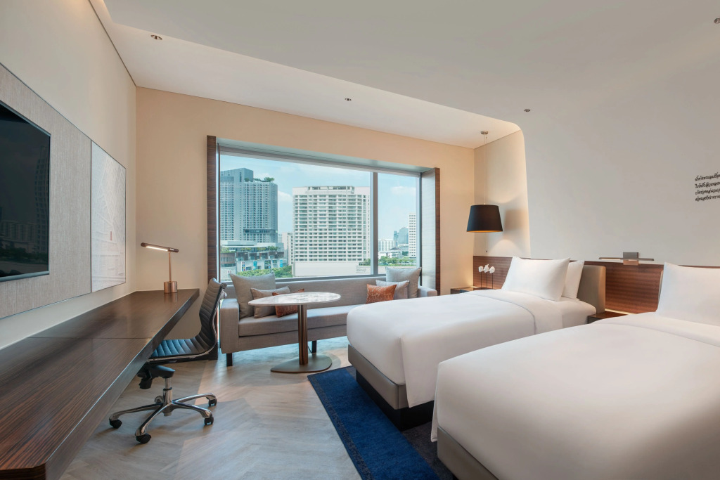 Le Meridien Bangkok