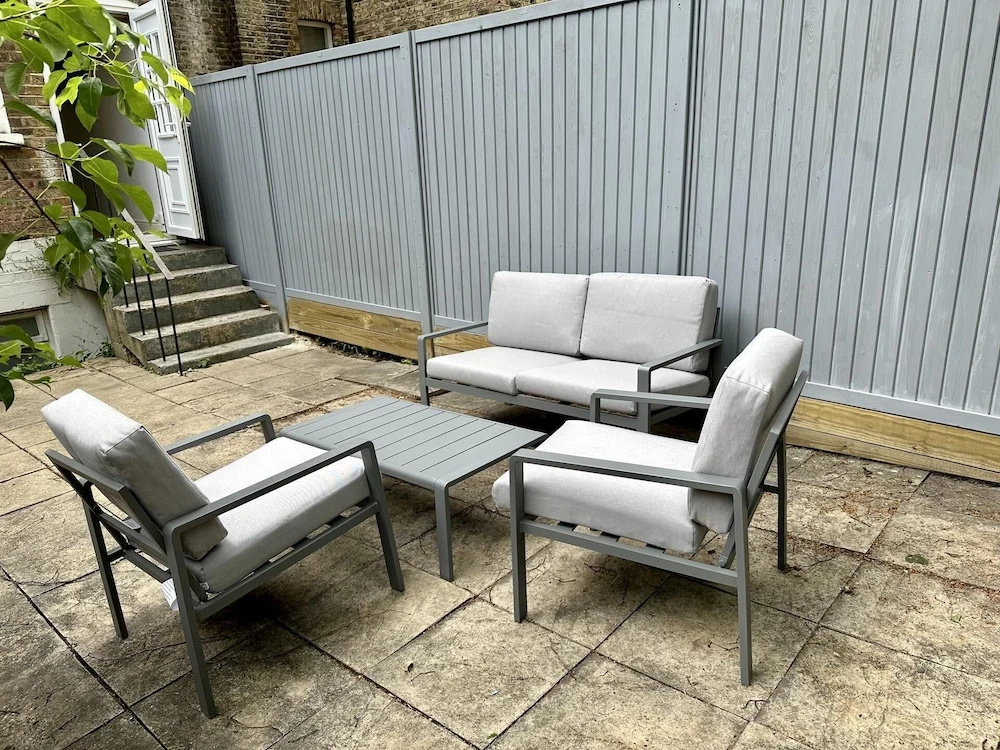 Chelsea - 2bed Apartment - Sleeps 4 - Pet Friendly