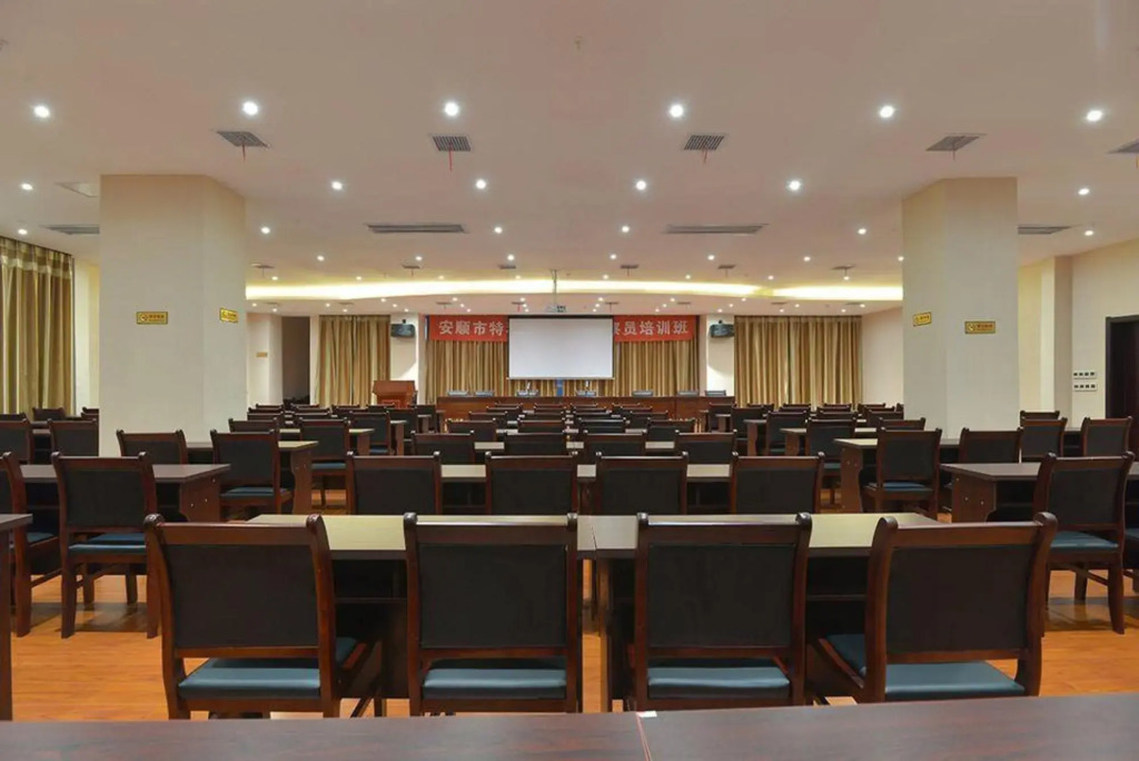 Baoshan Hotel