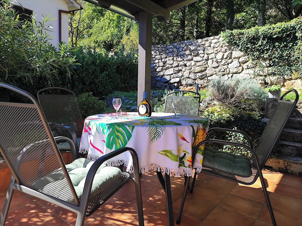 House Mirella