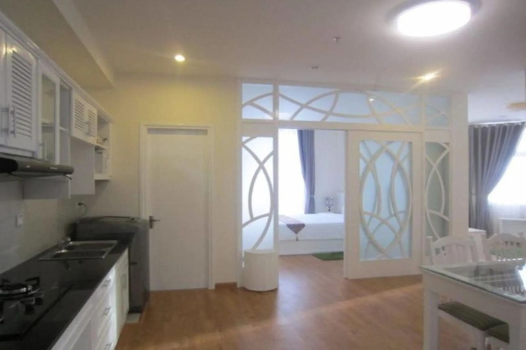Queen Central Apartment Hotel