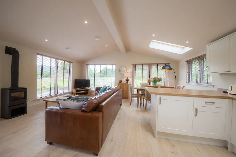 Tanfield, Sleep 6, Private hot Tub, pet Friendly