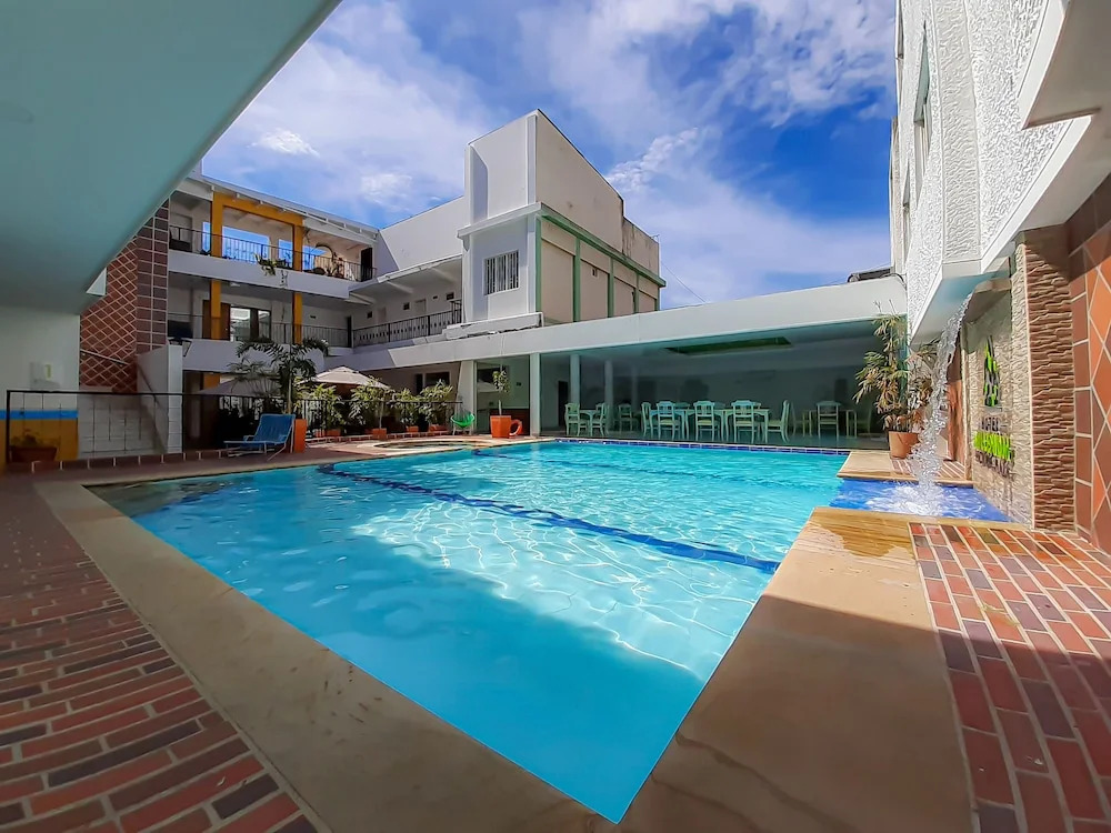 Hotel Millenium Victoria Plaza