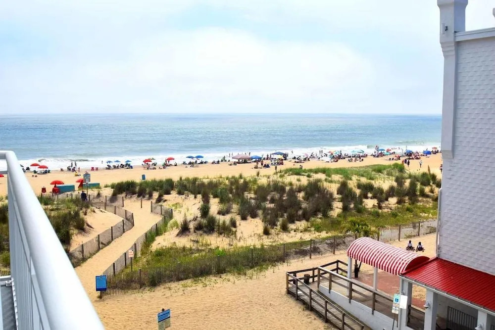 Diamond Beach 403