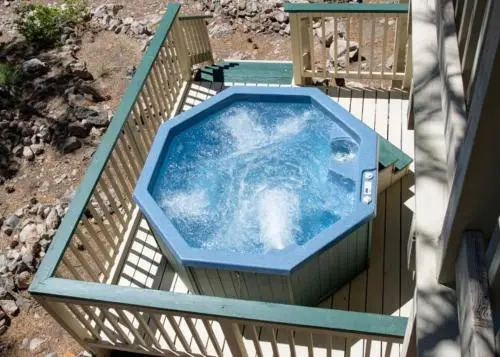 Forest Retreat Rental Cabin