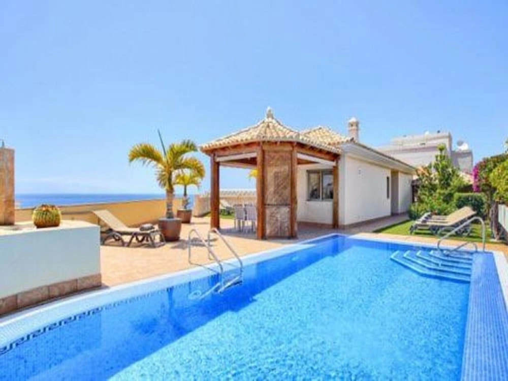 Belvilla by OYO Holiday Home in Puerto de Santiago