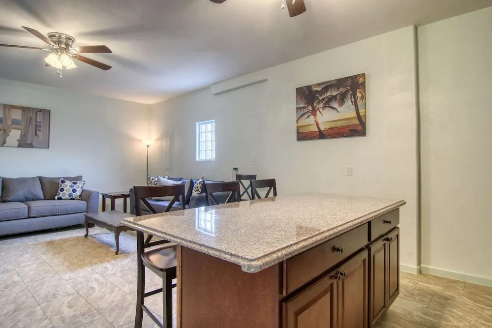 146 Beachview Drive Downstairs BVED146 - 3 Br Home