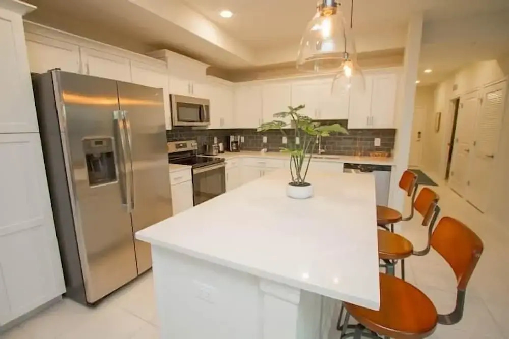 4741 CT - Storey Lake - Lovely 2 bd Condo