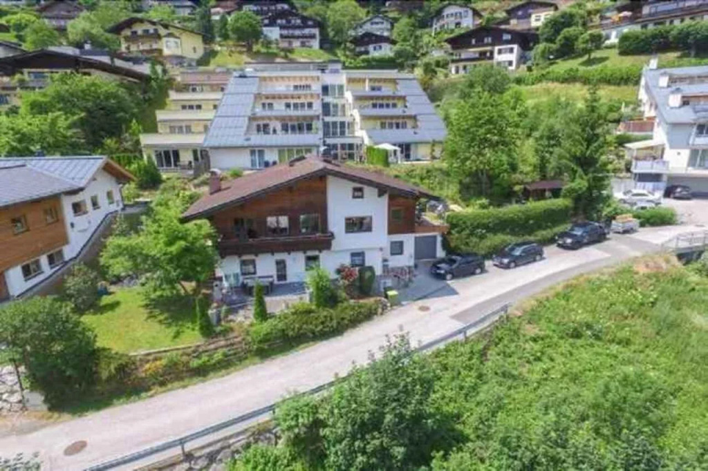 Apartment FUCHSLEHEN with terrace and mountain view by All in One Apartments