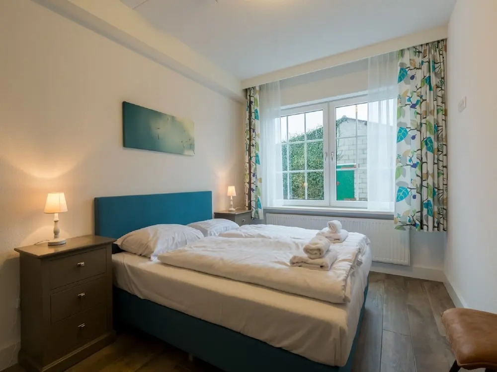 Very Comfortable and Cosy Holiday Home Just Outside Oostkapelle