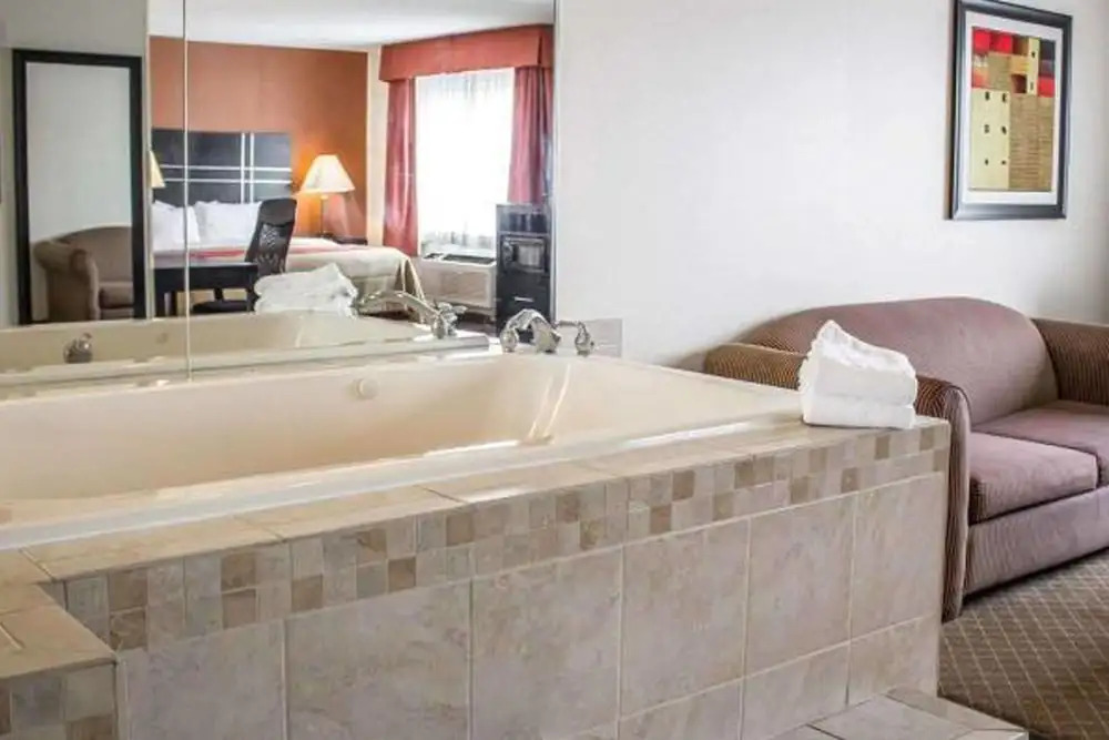 Comfort Inn North