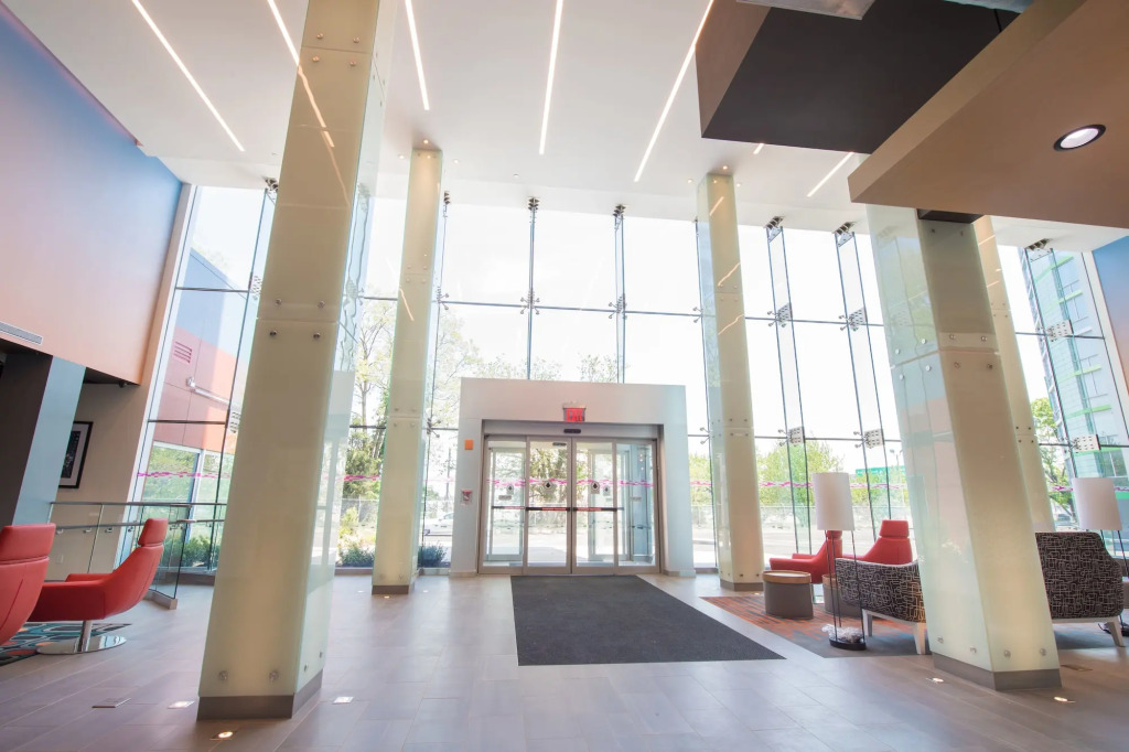 Aloft by Marriott New York LaGuardia Airport