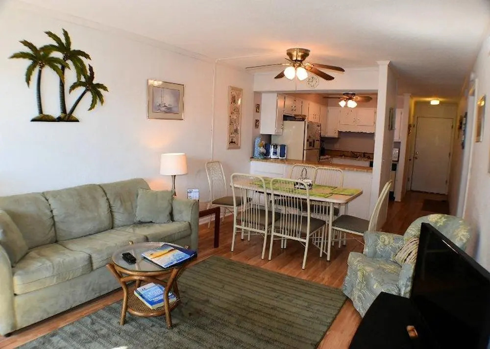 Seafarer 106 by Seaside Vacations