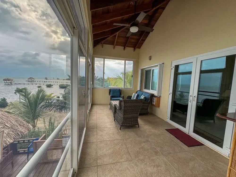 La Perla Azul Beach House
