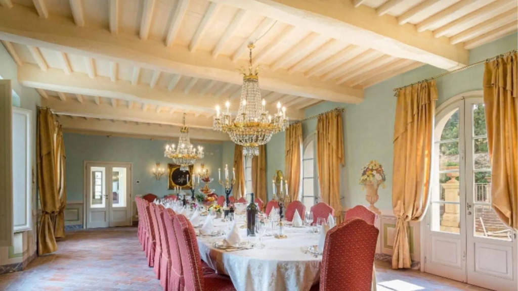 Elegant Tuscan Village Luxury Residence up to 24 Guests-borgo Bernardo