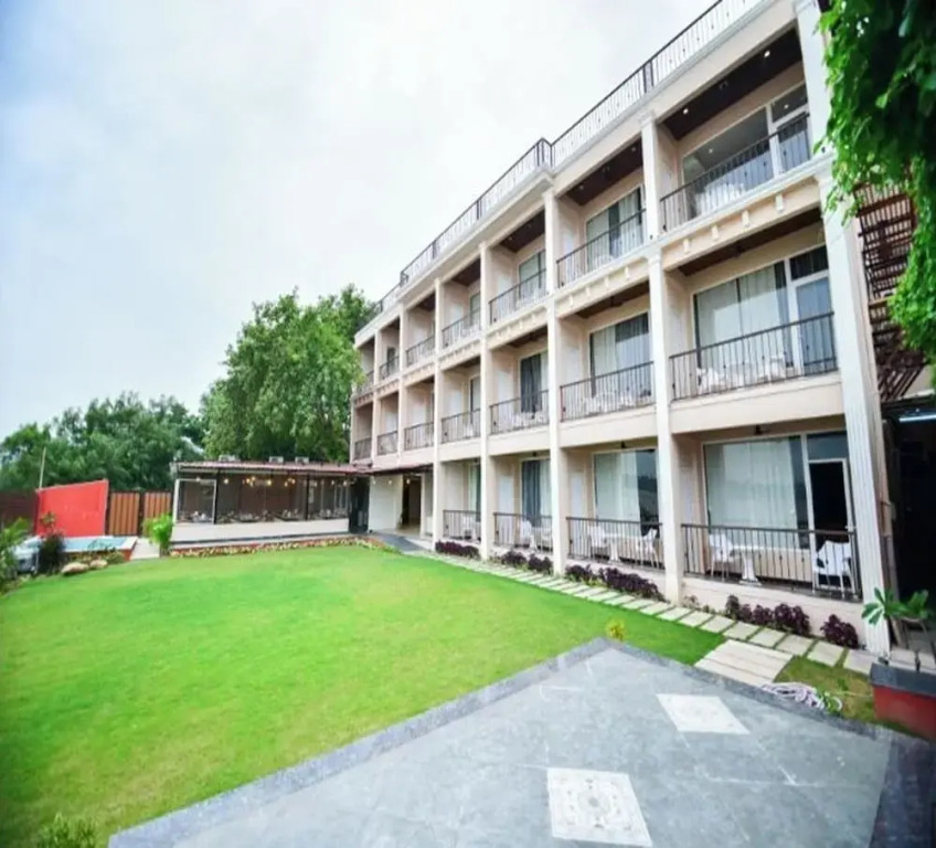 Hotel Aviral Ganga